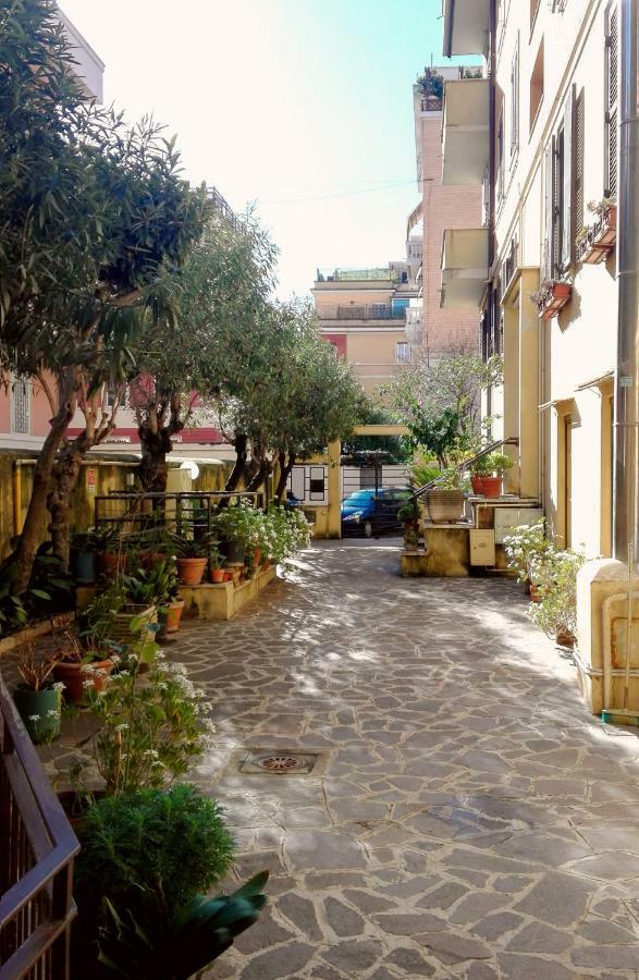 Alfieri Home Holiday Rome Bagian luar foto